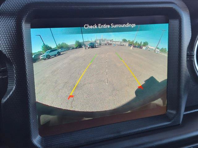 Used 2021 Jeep Wrangler Unlimited Sahara w/ Cold Weather Group AWD/4WD image 21