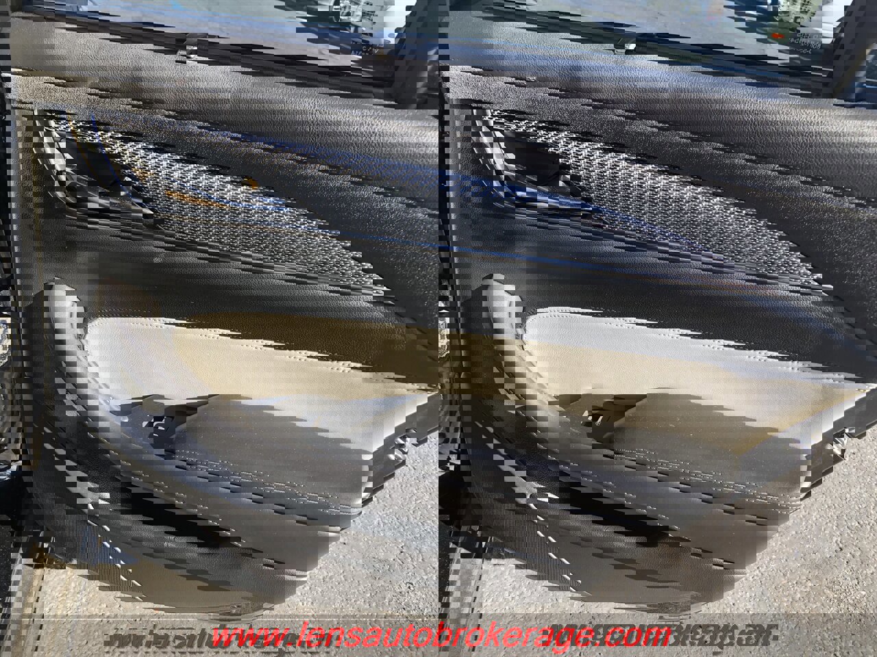 Used 2016 Cadillac CTS V w/ Luxury Package image 20