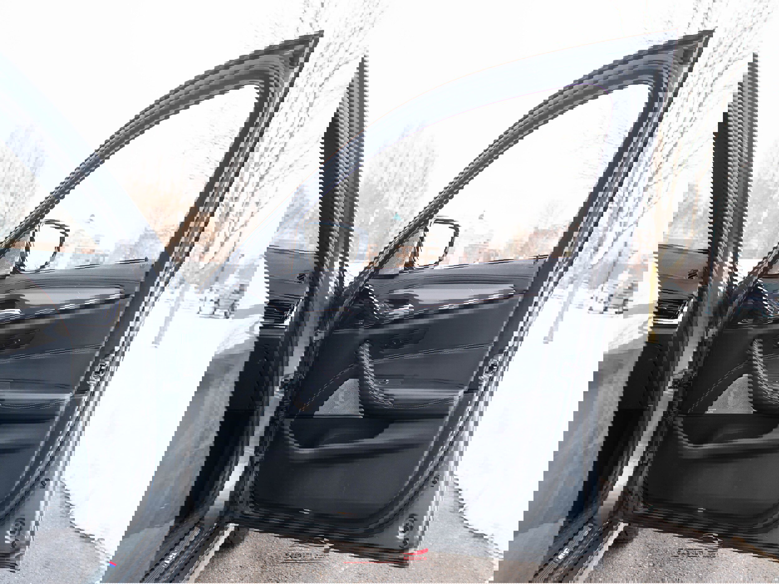 Used 2018 BMW M5 w/ Executive Package image 50