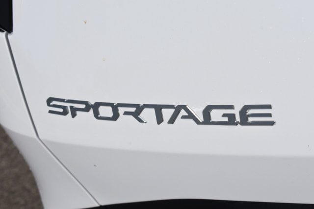 New 2027 Kia Sportage EX FWD image 16