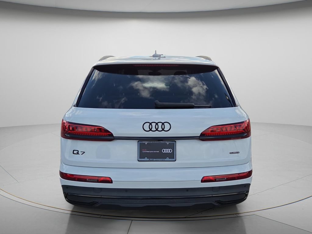 Used 2023 Audi Q7 3.0T Premium Plus w/ Premium Plus Package AWD/4WD image 5