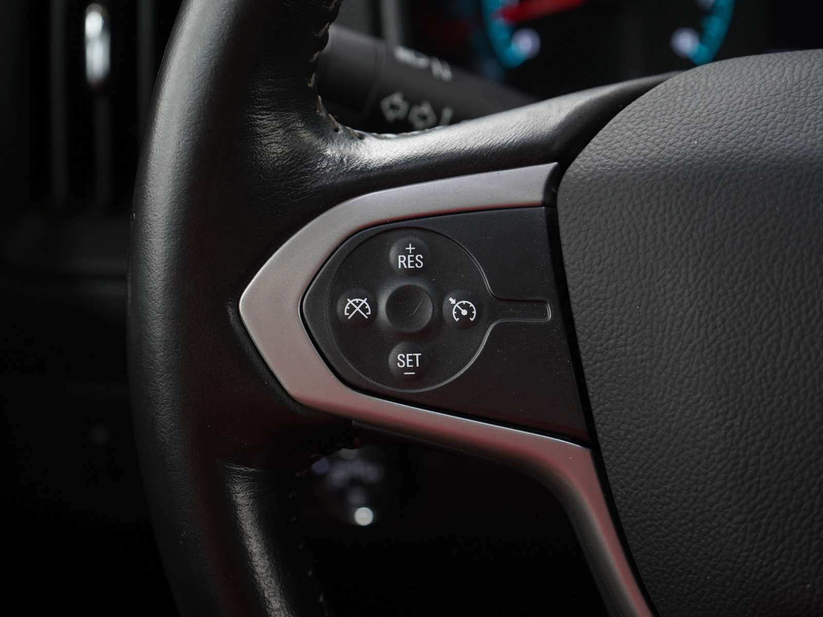 Used 2022 Chevrolet Colorado LT image 23