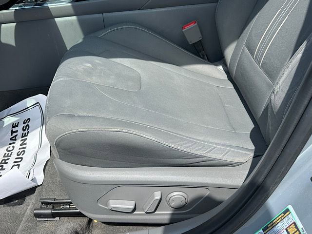 Used 2021 Hyundai Elantra SEL w/ Convenience + Premium Package image 8