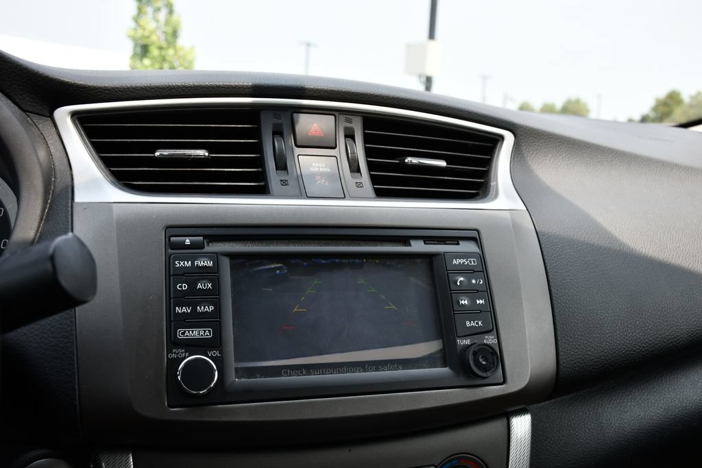 Used 2014 Nissan Sentra SR w/ Premium Package FWD image 18