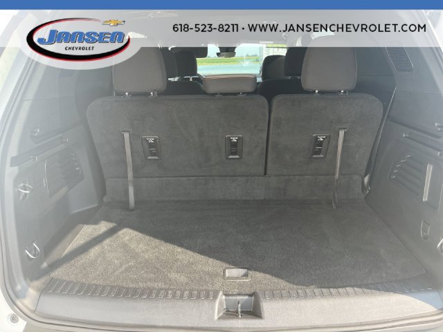 Used 2026 Chevrolet Traverse LT w/ Driver Confidence Package FWD image 25