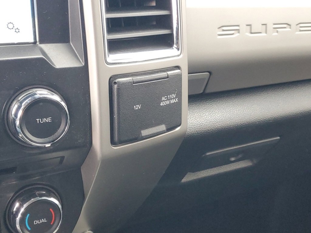 Used 2018 Ford F250 Lariat w/ Lariat Ultimate Package image 24