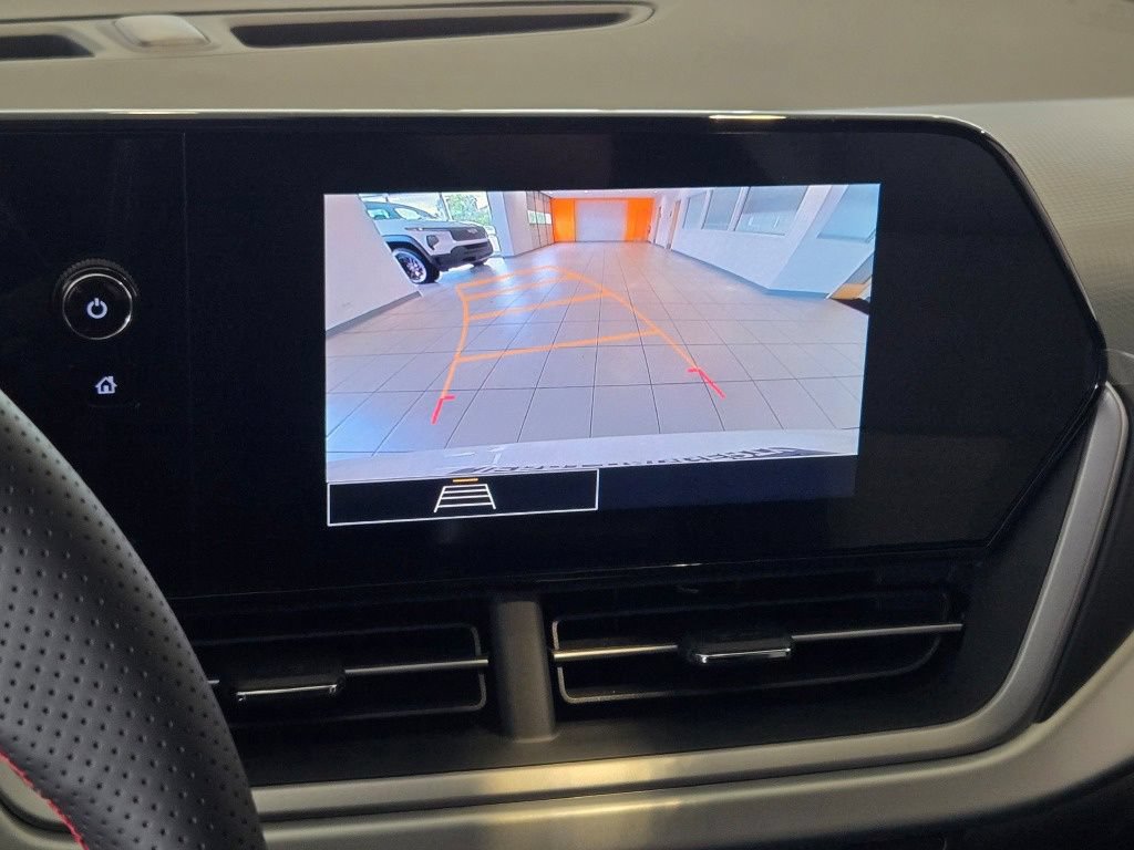 New 2026 Chevrolet Trax RS w/ Driver Confidence Package FWD image 23