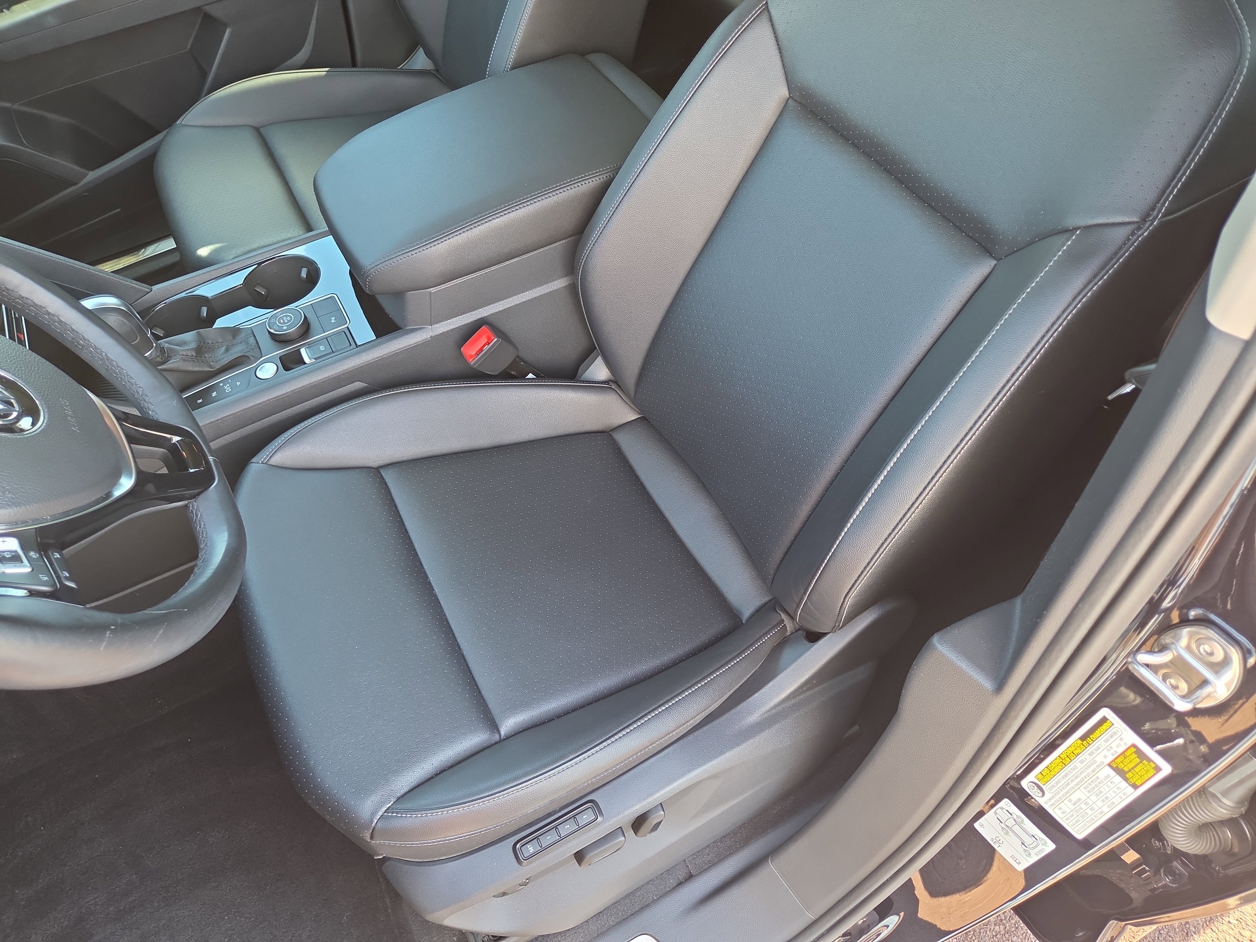 Used 2019 Volkswagen Atlas SEL image 13