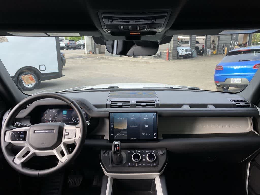Used 2025 Land Rover Defender 110 S AWD/4WD image 12