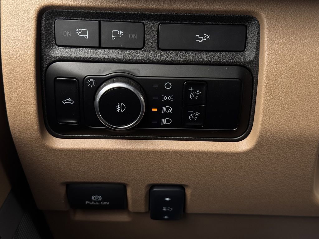 Used 2024 Ford F450 Lariat w/ Lariat Ultimate Package image 23