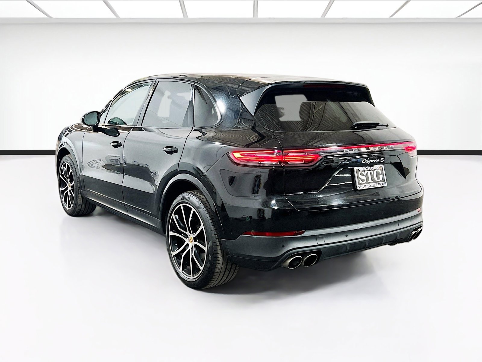 Used 2020 Porsche Cayenne S AWD/4WD image 6
