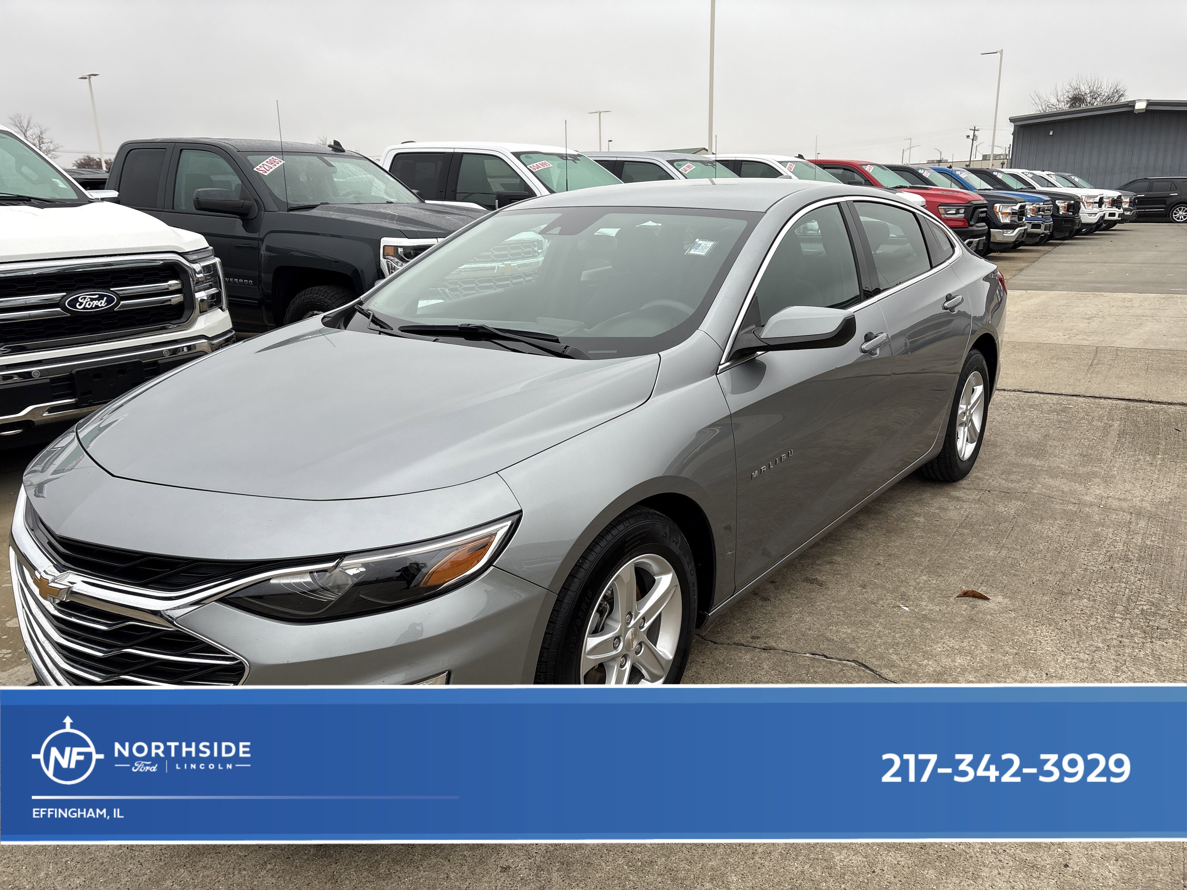 Used 2024 Chevrolet Malibu LT image 1