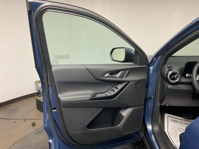 New 2026 Chevrolet Equinox LT w/ LPO, Floor Liner Package AWD/4WD image 9
