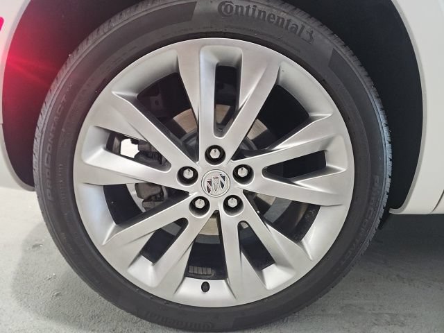 Used 2023 Buick Envision Avenir AWD/4WD image 30