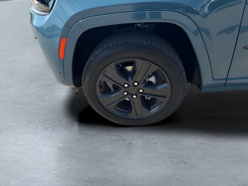 New 2027 Jeep Grand Cherokee Limited AWD/4WD image 9