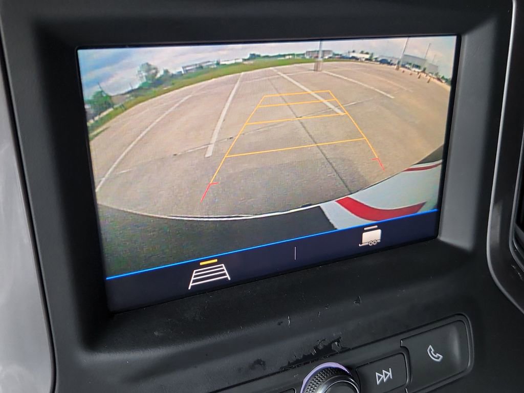 Used 2020 Chevrolet Silverado 1500 Custom w/ Custom Value Package image 18