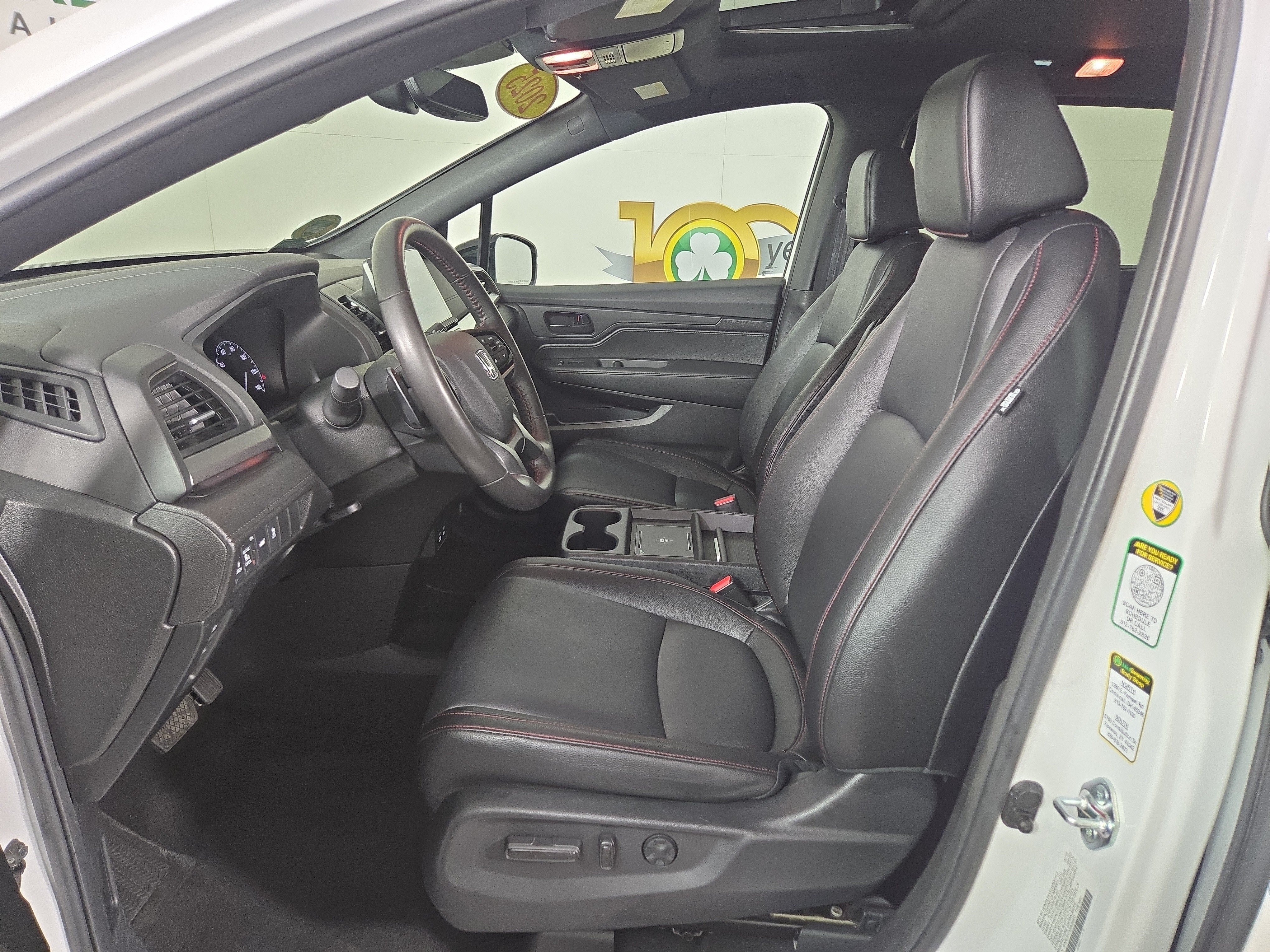 Used 2025 Honda Odyssey Sport-L image 11