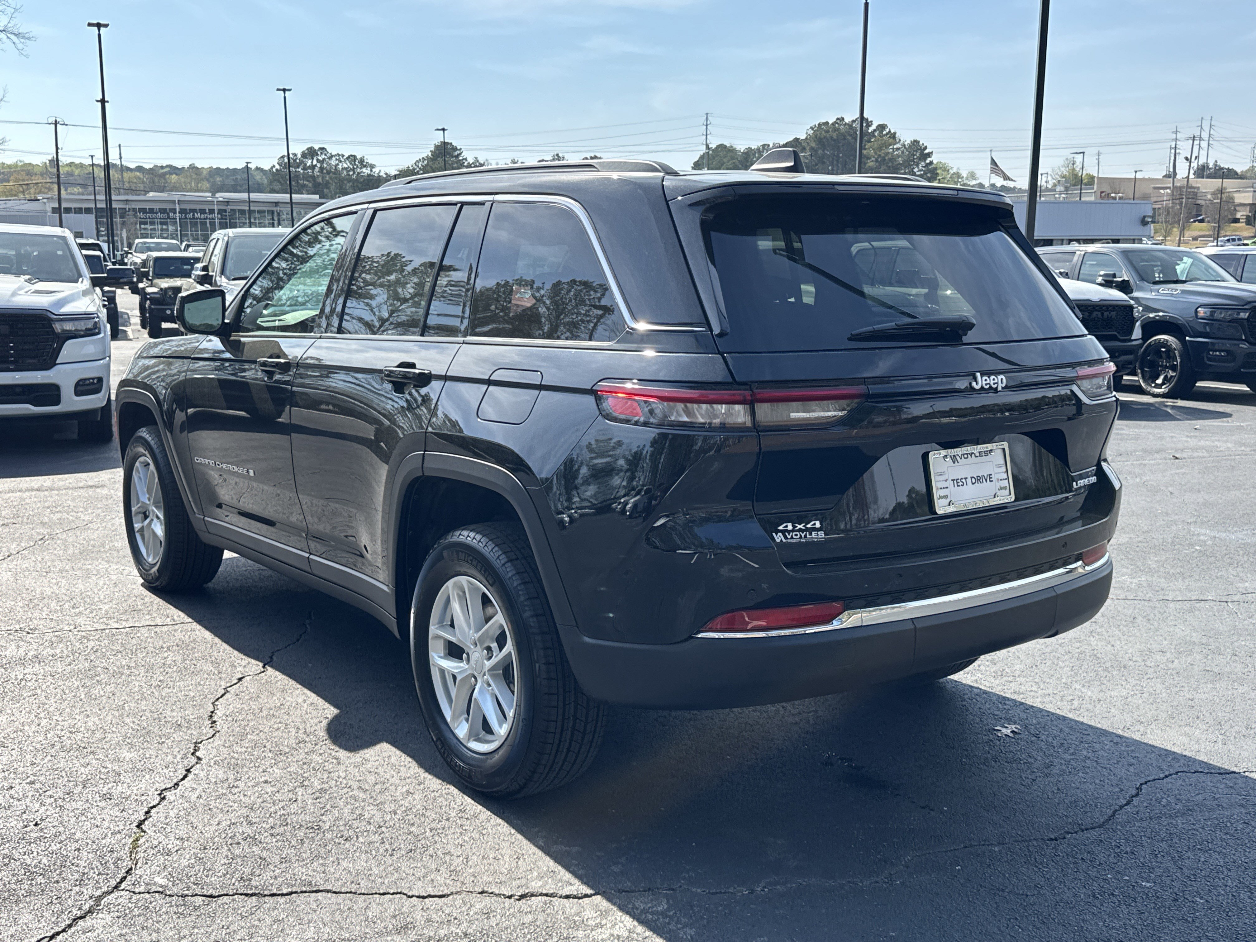 New 2026 Jeep Grand Cherokee Laredo X AWD/4WD image 6