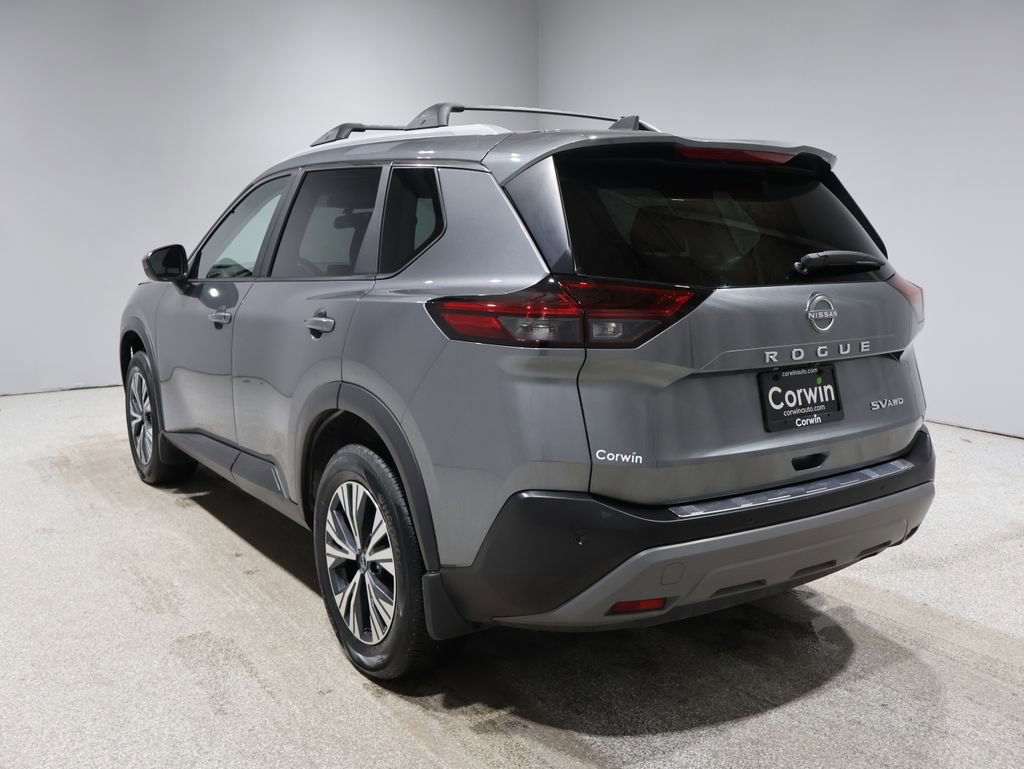 Used 2023 Nissan Rogue SV w/ SV Premium B Package image 5