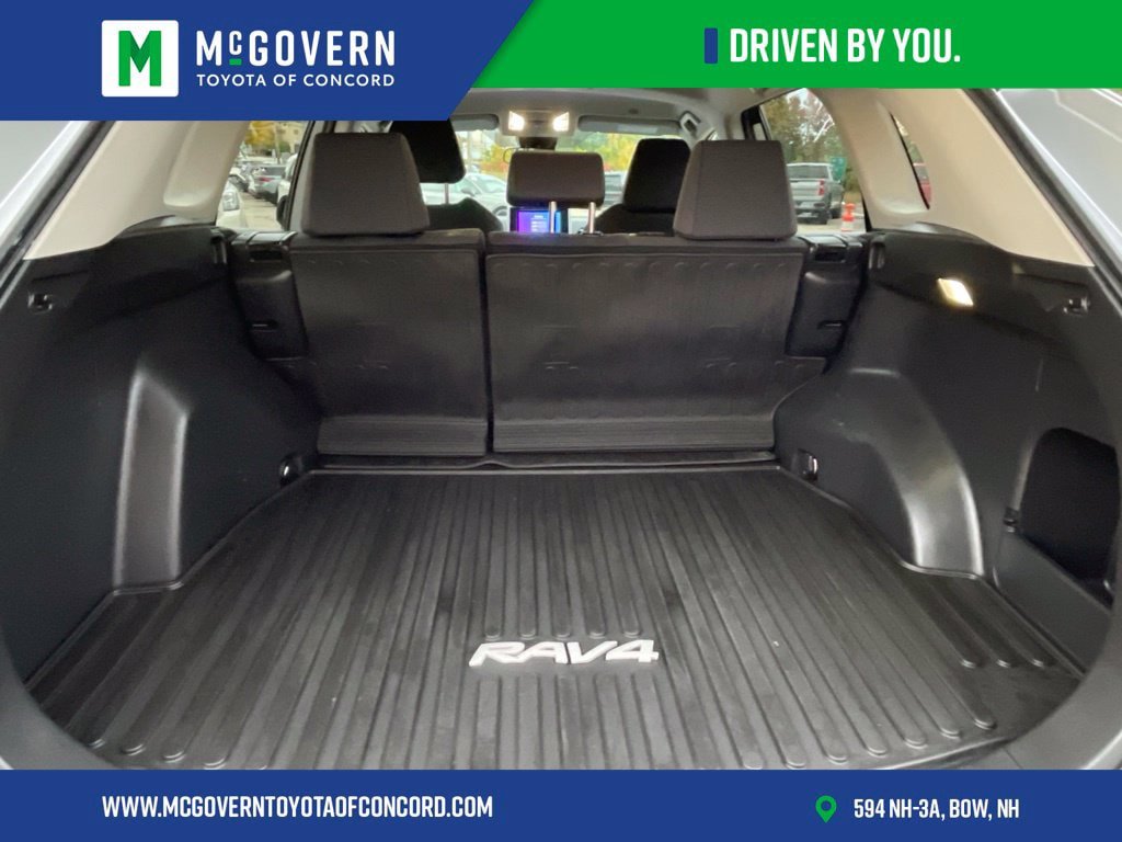Used 2023 Toyota RAV4 LE AWD/4WD image 19