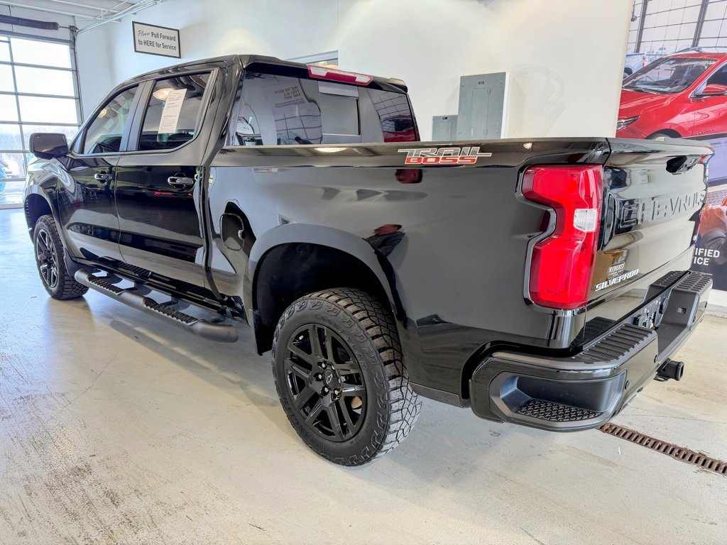 Used 2023 Chevrolet Silverado 1500 LT Trail Boss w/ LT Trail Boss Premium Package image 5