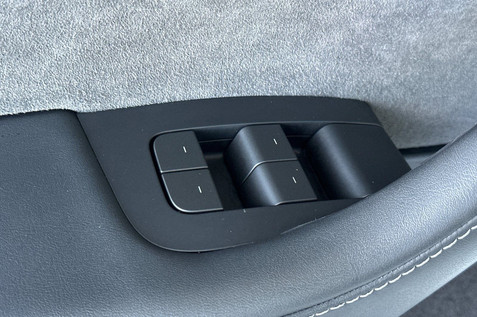 Used 2023 Tesla Model Y Long Range image 13