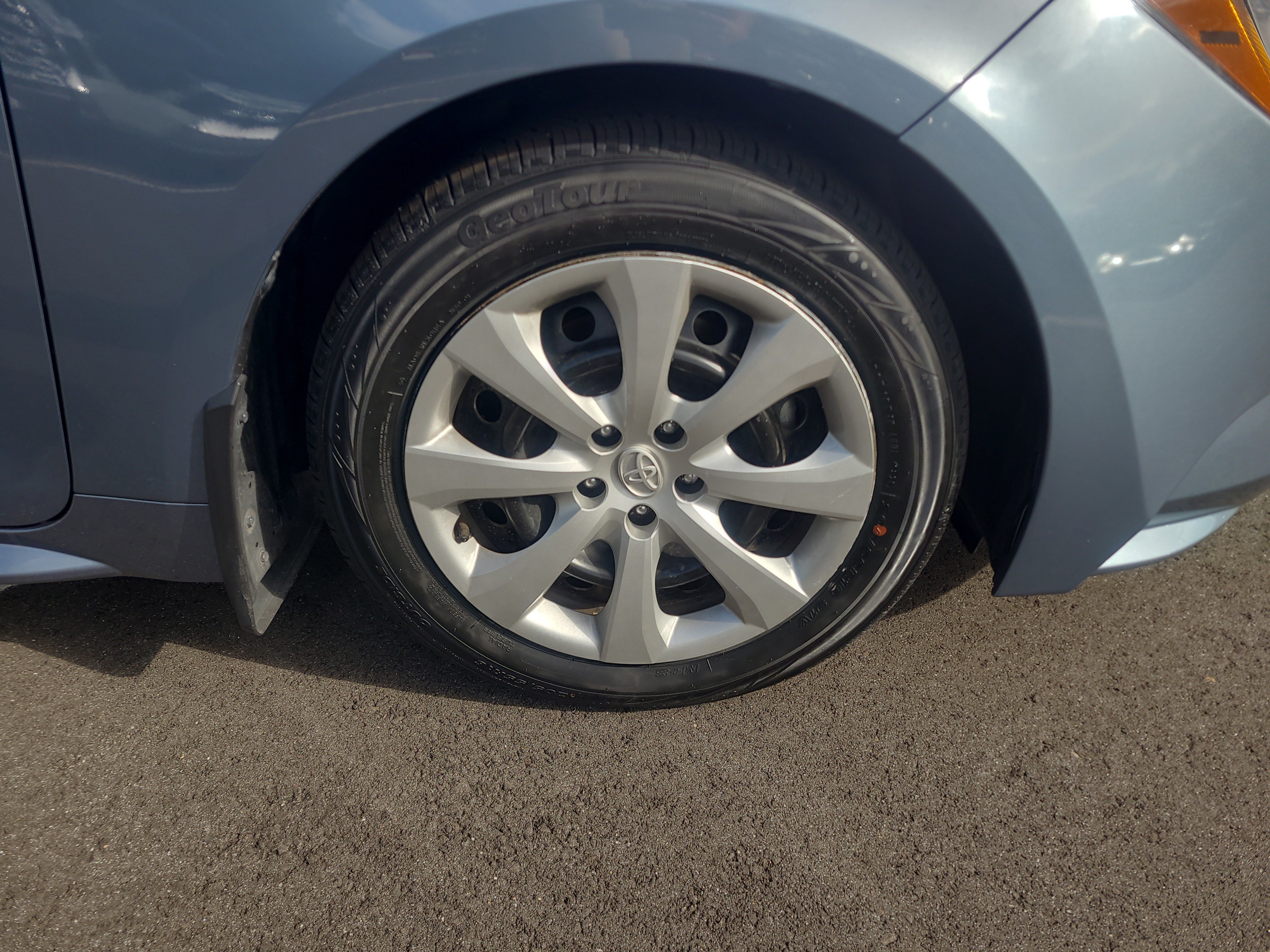 Certified 2025 Toyota Corolla LE FWD image 12