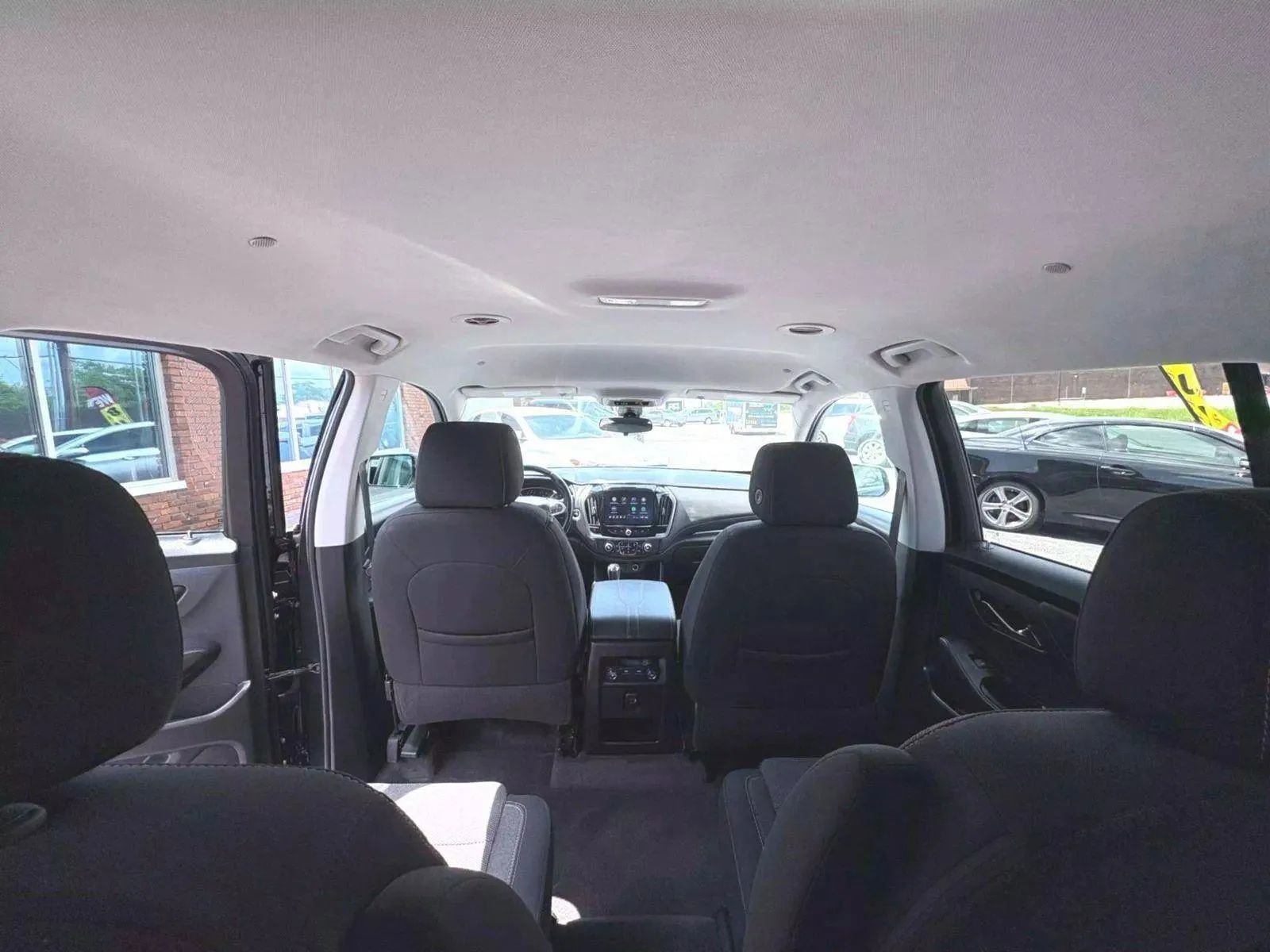 Used 2020 Chevrolet Traverse LT w/ Driver Confidence II Package image 49