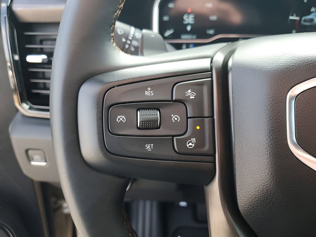 Used 2023 GMC Sierra 1500 AT4 w/ Technology Package image 34