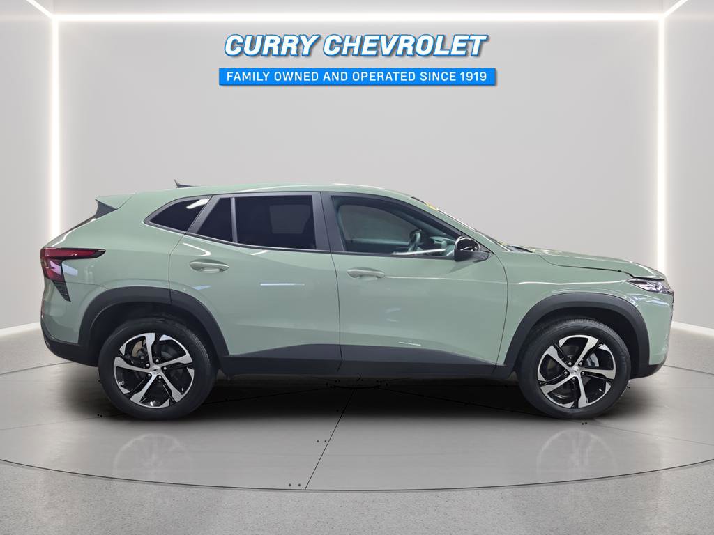 Used 2024 Chevrolet Trax RS image 14
