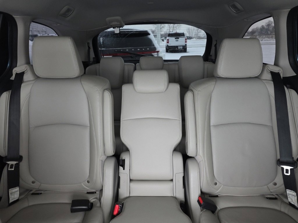 Used 2025 Honda Odyssey EX-L image 14