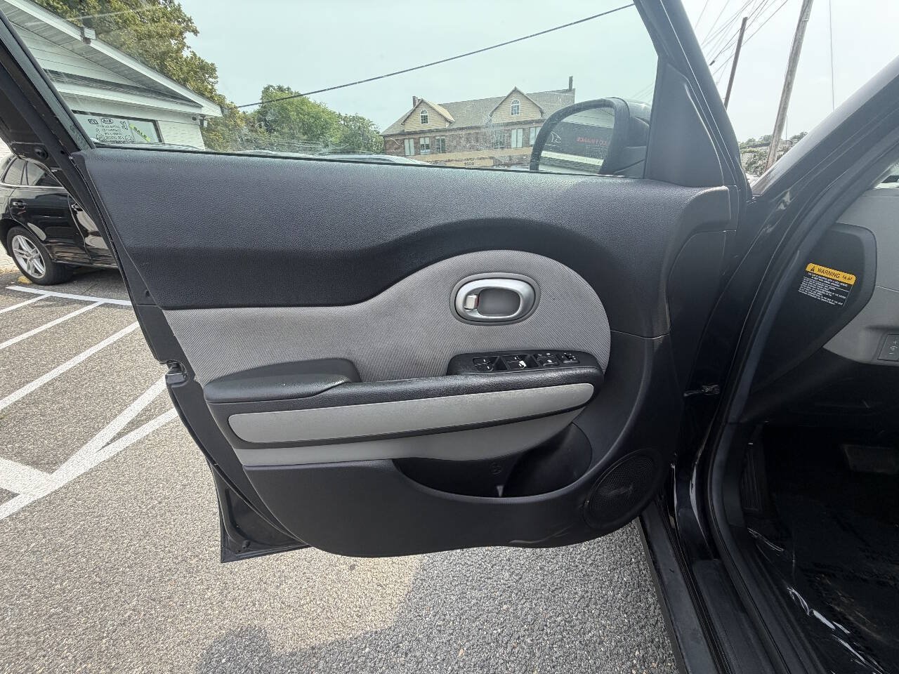 Used 2016 Kia Soul FWD image 21