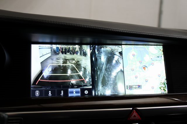 Used 2019 Genesis G90 3.3T Premium image 21