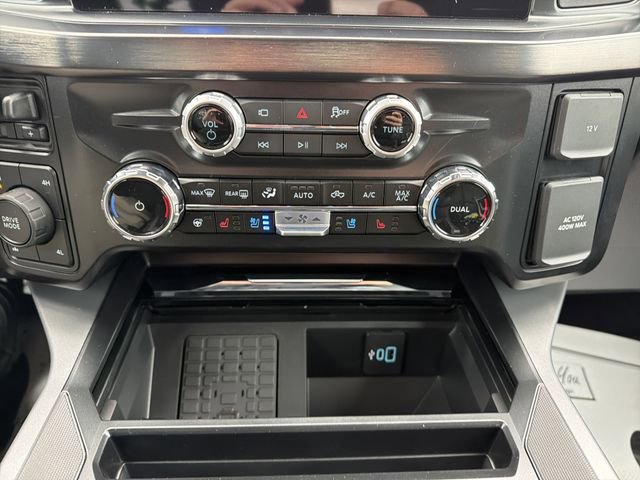 New 2026 Ford F250 Lariat w/ Chrome Package image 22