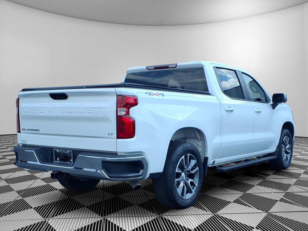 Used 2023 Chevrolet Silverado 1500 LT AWD/4WD image 30