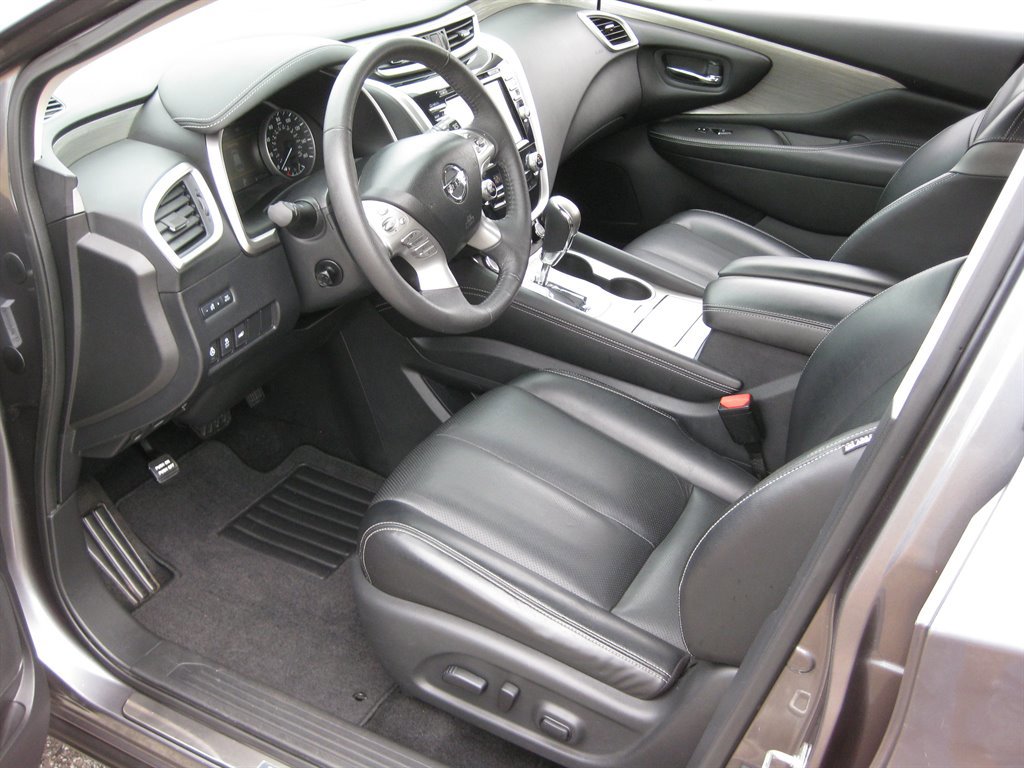 Used 2017 Nissan Murano Platinum w/ Platinum Technology Package FWD image 11