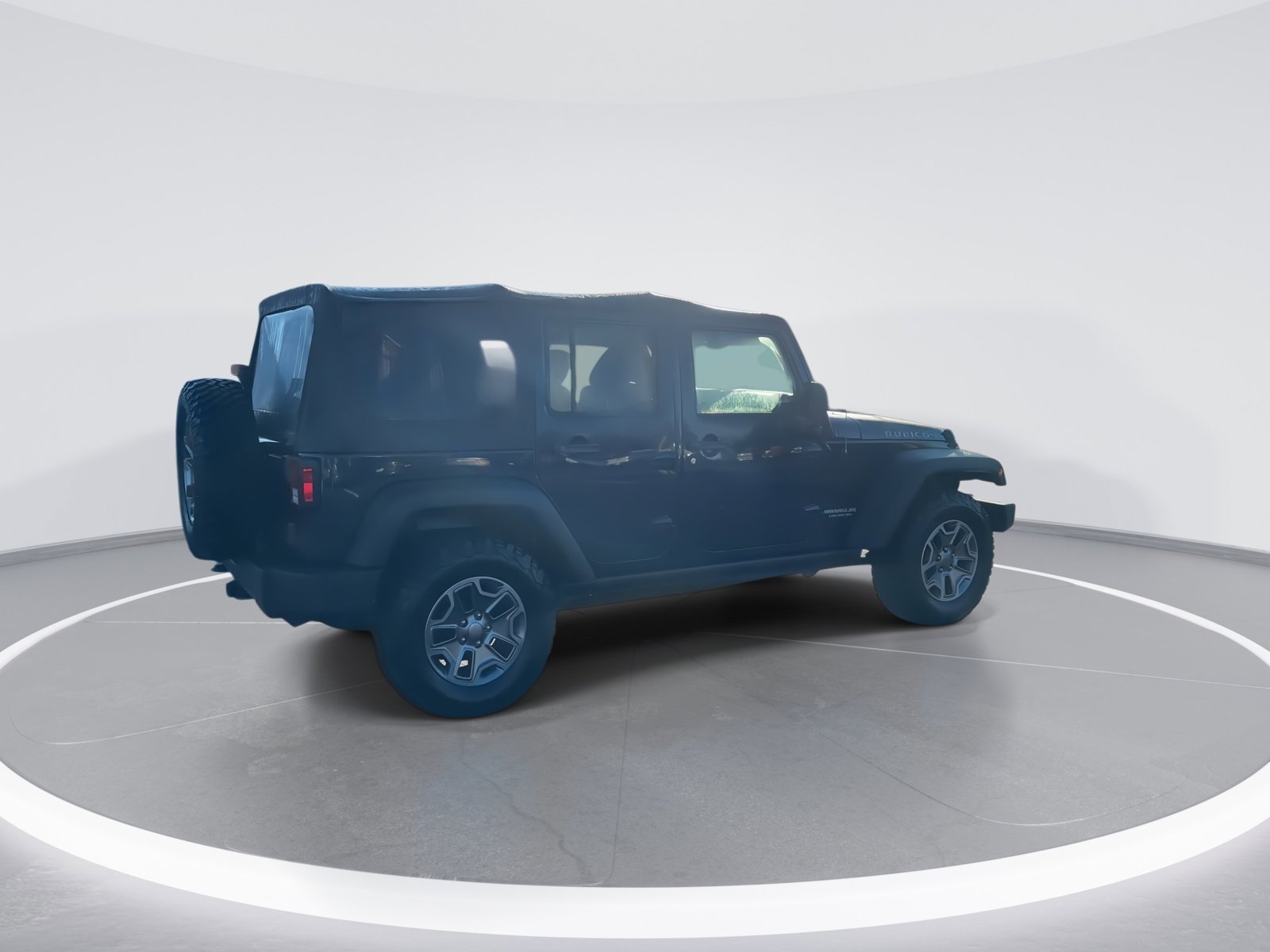 Used 2013 Jeep Wrangler Unlimited Rubicon w/ Connectivity Group image 9