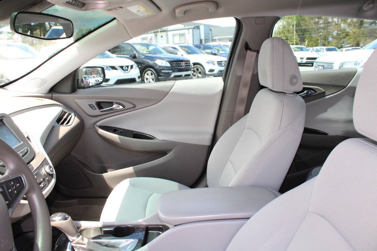 Used 2016 Chevrolet Malibu LS FWD image 14