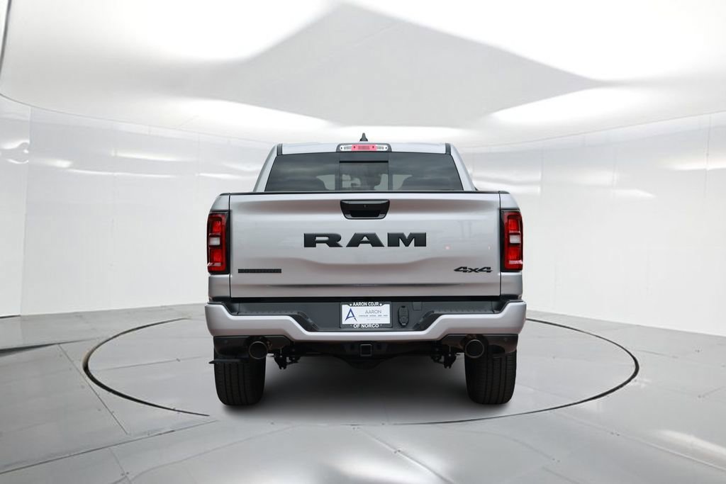 New 2026 RAM 1500 4x4 Crew Cab image 3