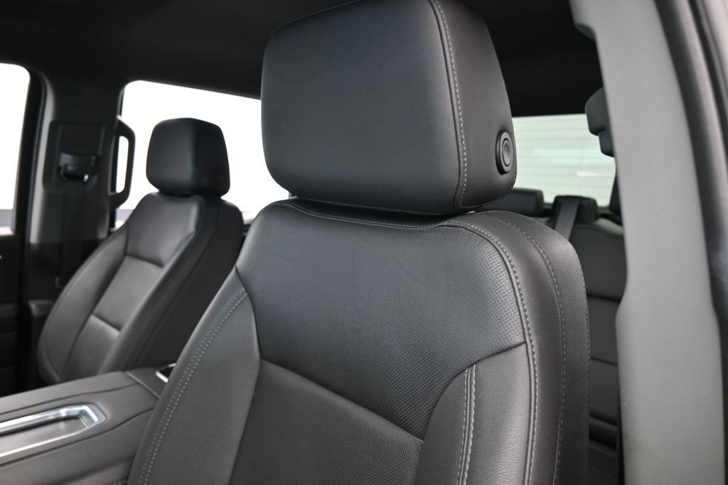 Used 2022 Chevrolet Silverado 1500 LTZ RWD image 17
