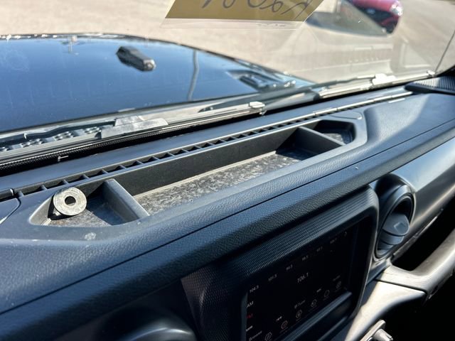 Used 2021 Jeep Wrangler Unlimited Sport image 26