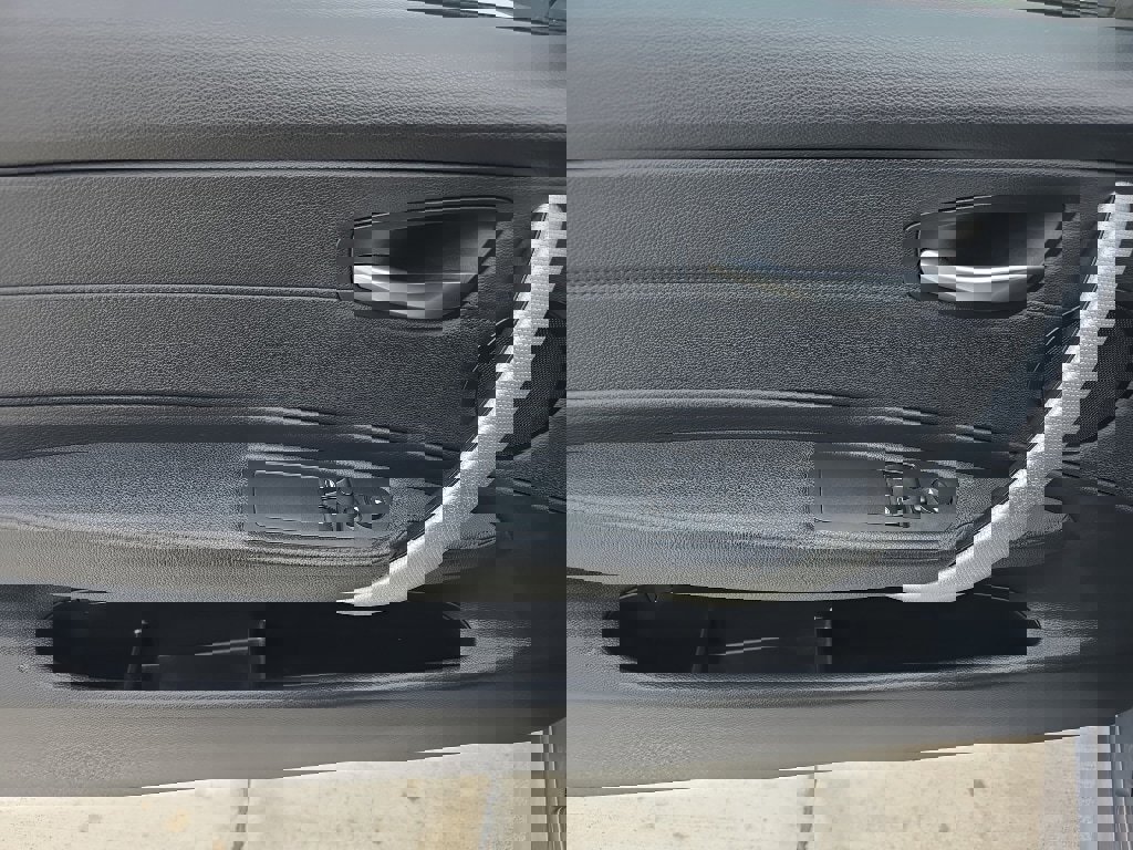 Used 2012 BMW 135i Coupe RWD image 13