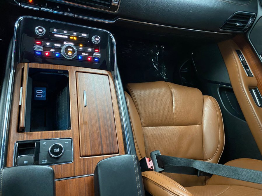 Used 2018 Lincoln Navigator Reserve AWD/4WD image 47