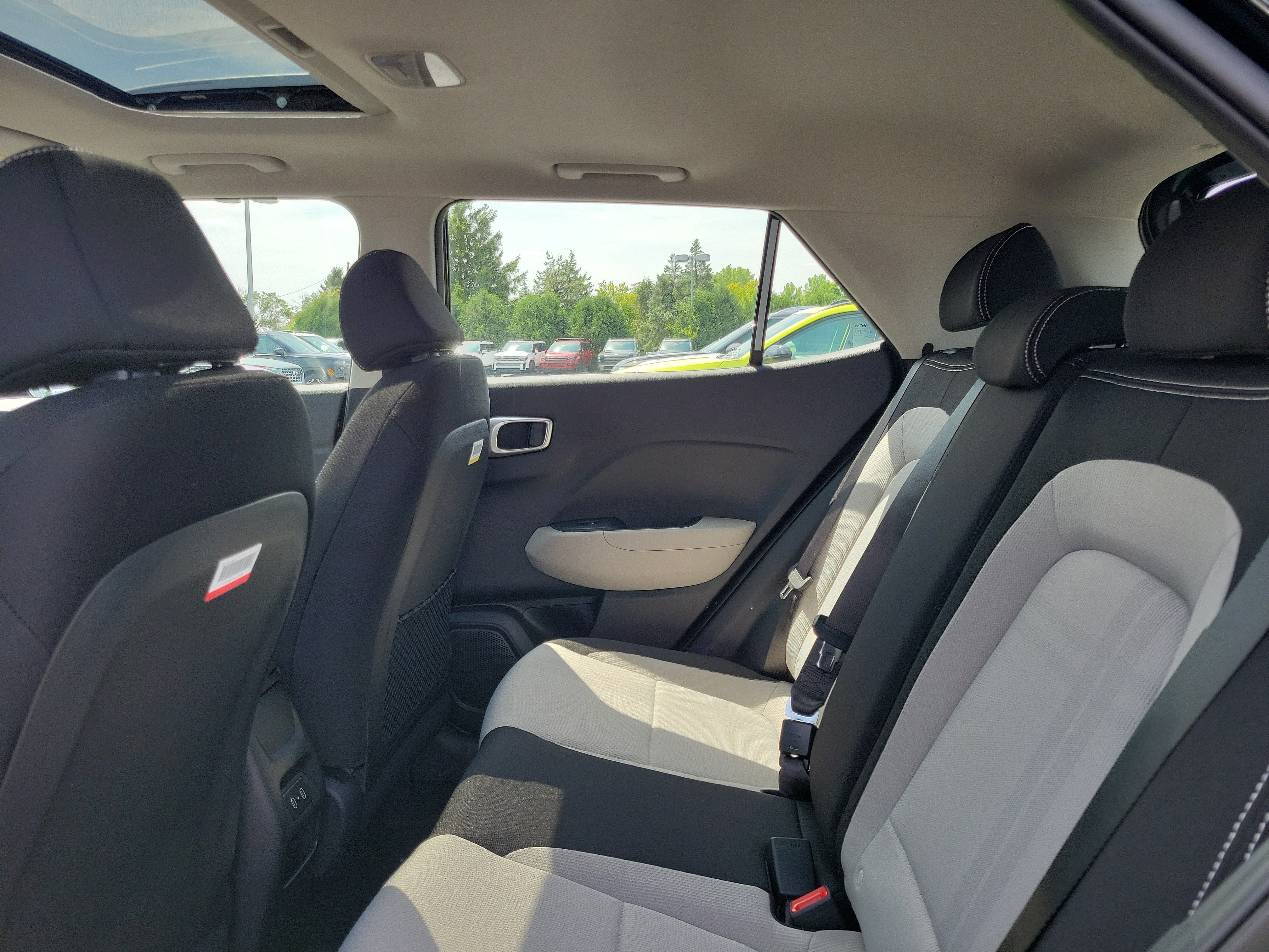 New 2026 Hyundai Venue SEL FWD image 11