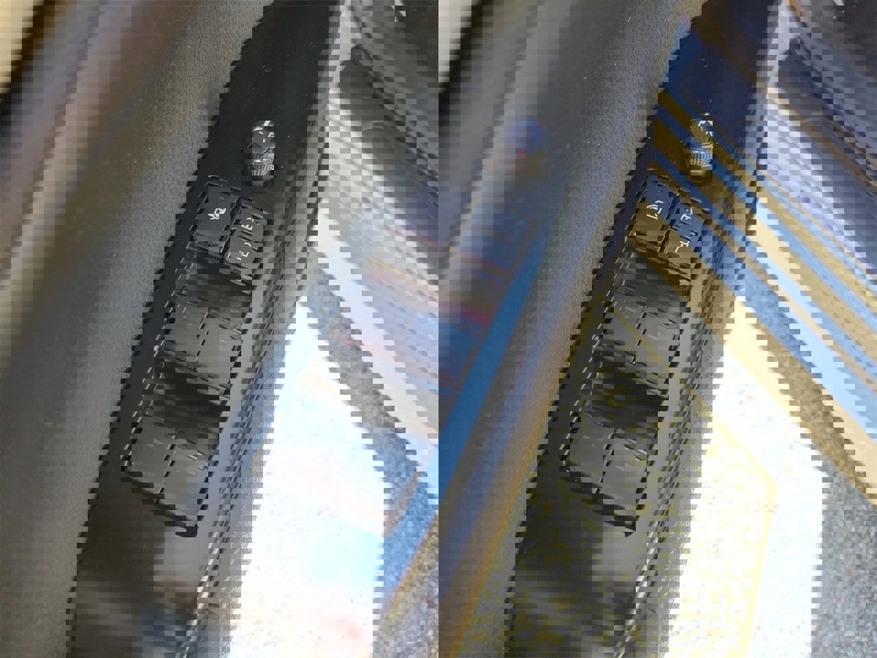 Used 2025 Toyota Camry LE image 15