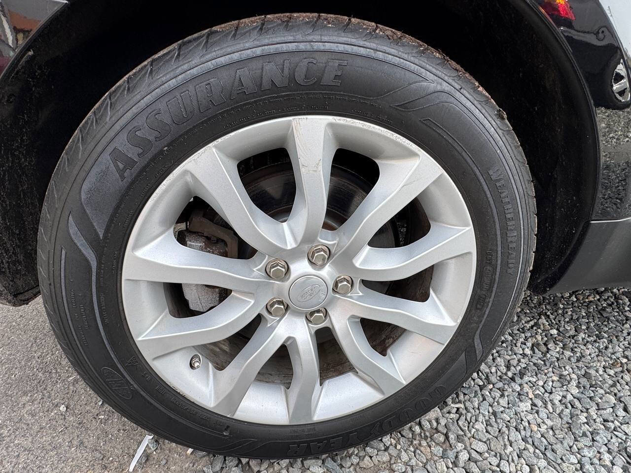 Used 2015 Land Rover Range Rover Sport HSE image 28