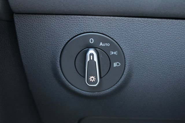 New 2026 Volkswagen Taos SE AWD/4WD image 18