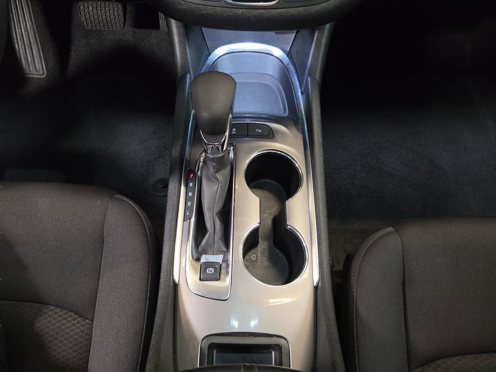 Used 2025 Chevrolet Malibu LT image 23