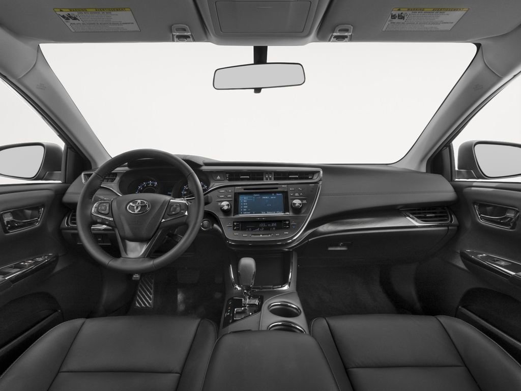 Used 2016 Toyota Avalon Touring image 5