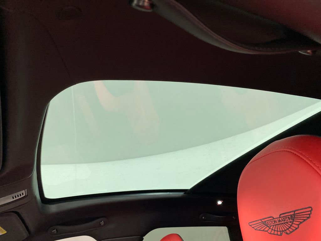 Used 2024 Aston Martin DBX 707 image 10